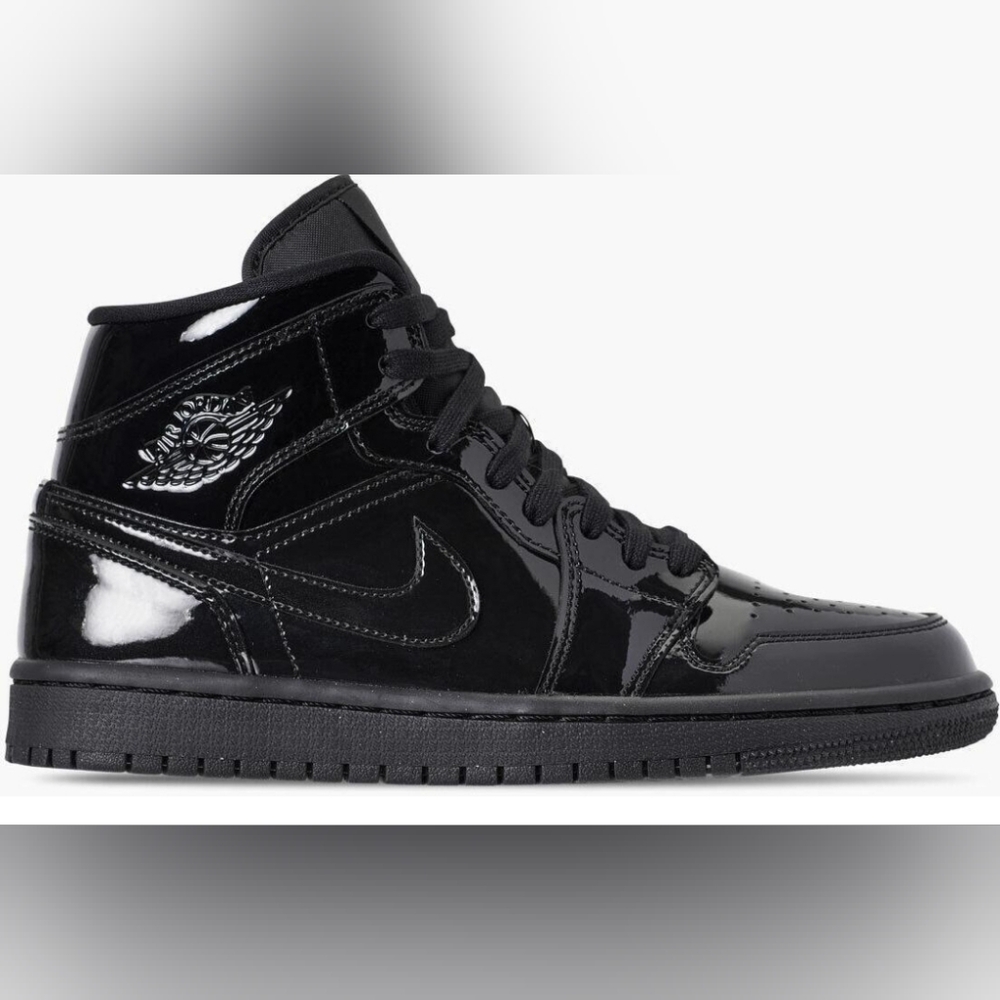 Nike Women's Black Patent Leather Sneakers